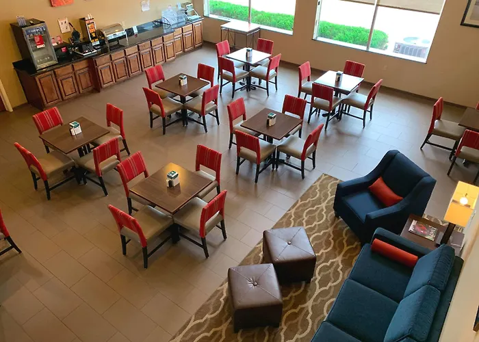 Comfort Suites Texas Ave